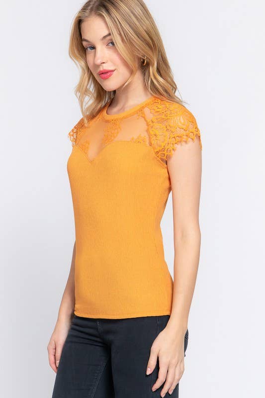 Lace Ruffle Cap Sleeve Knit Top: Golden