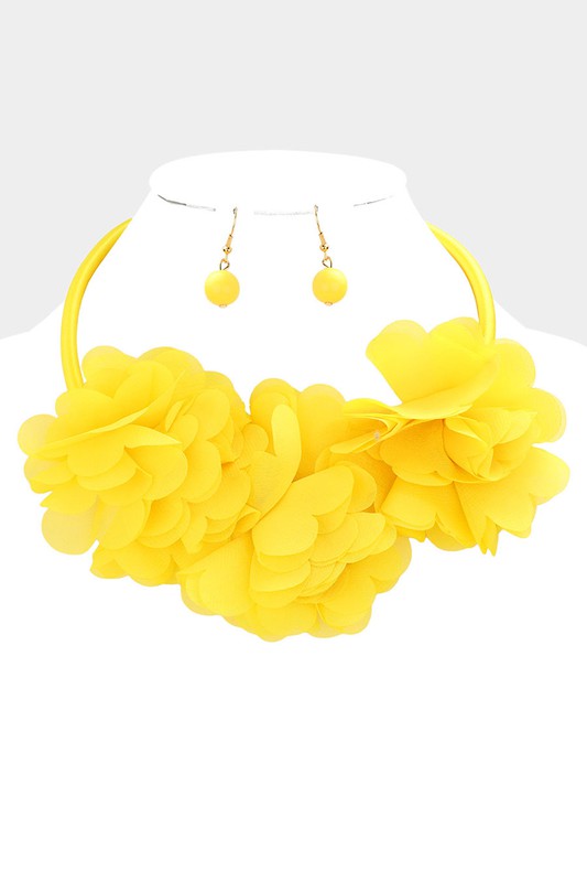 Fabric Flower Necklace: Yellow
