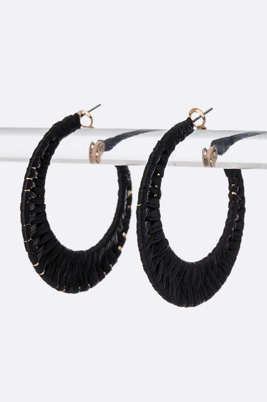 Raffia Wave Hoop Earring: Black