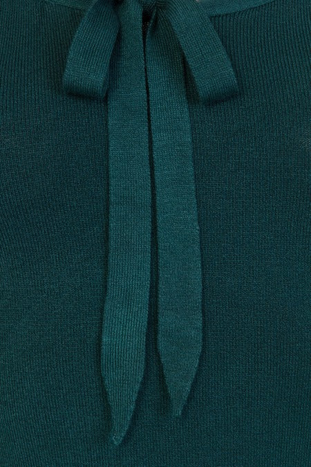 Pretty Illusion Knit Top: Green