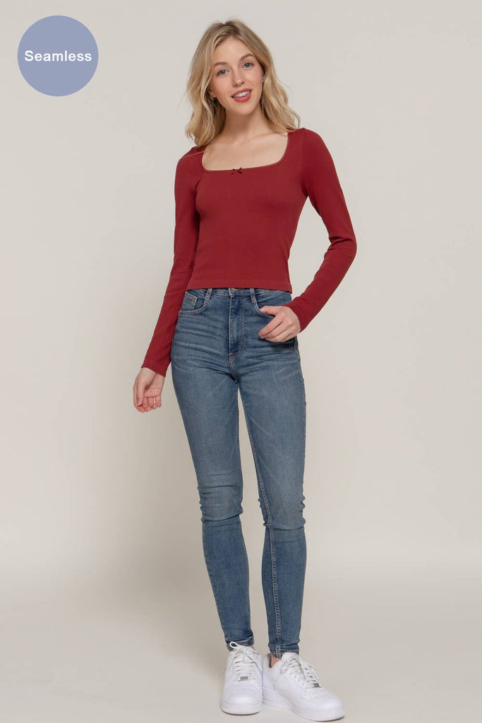 Wide Neck with Bow Seamless Top: Wine