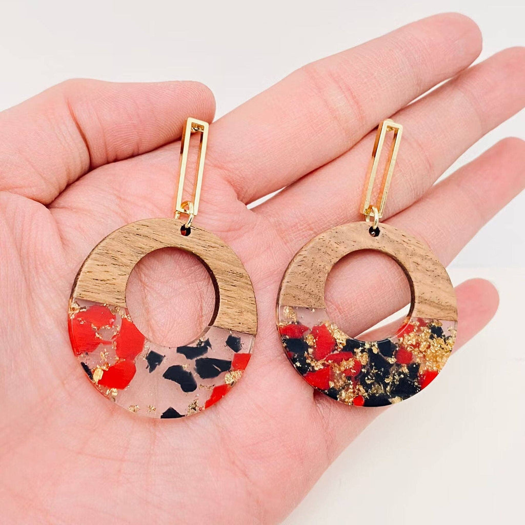 Wooden and Resin Earrings: Jupiter