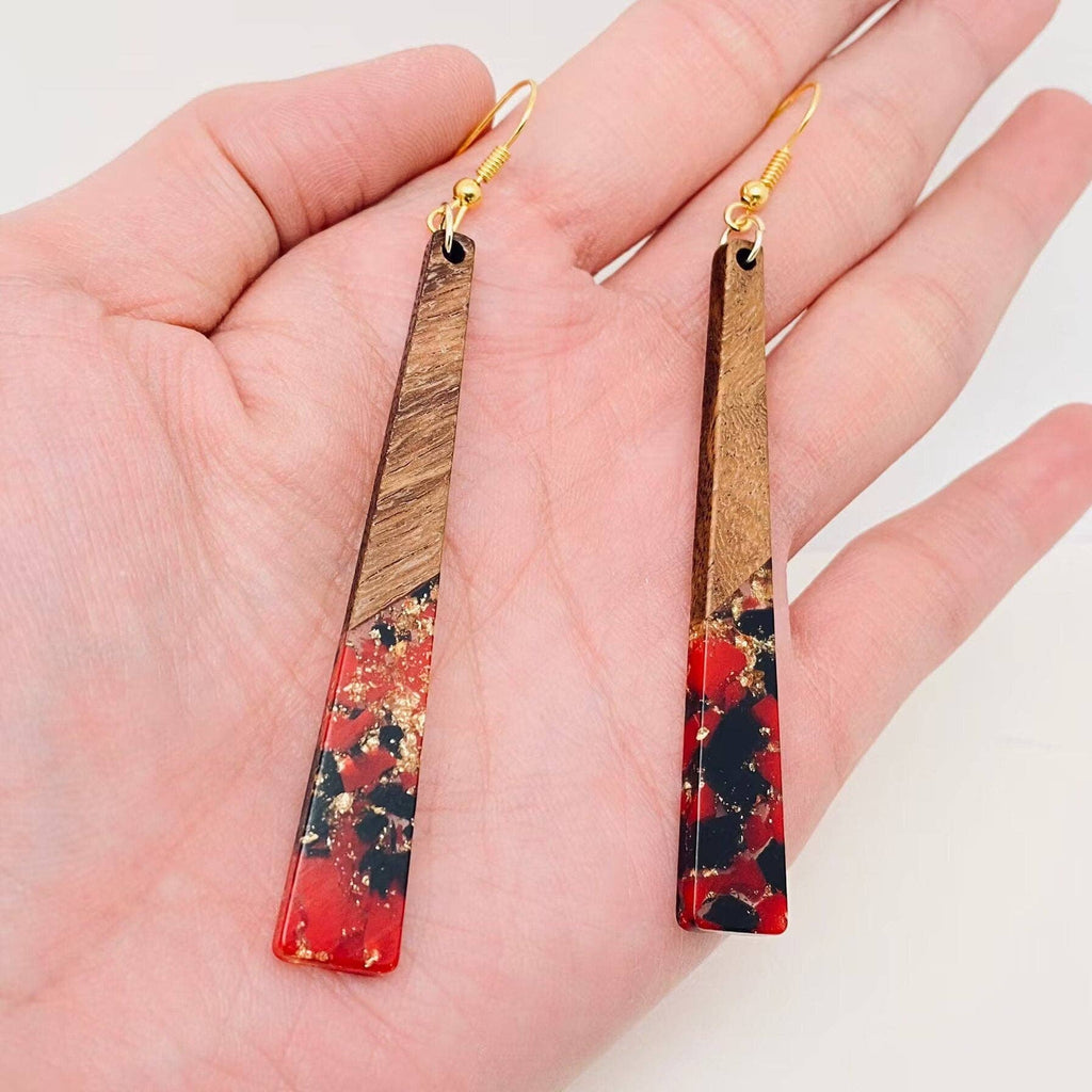 Wooden and Resin Earring: Blue Moon