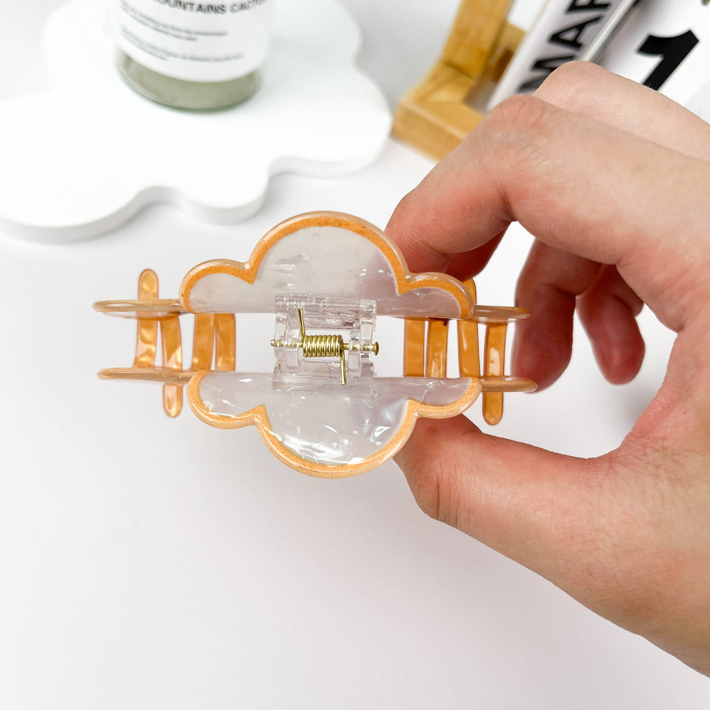 Sassy Squirrel Hair Claw