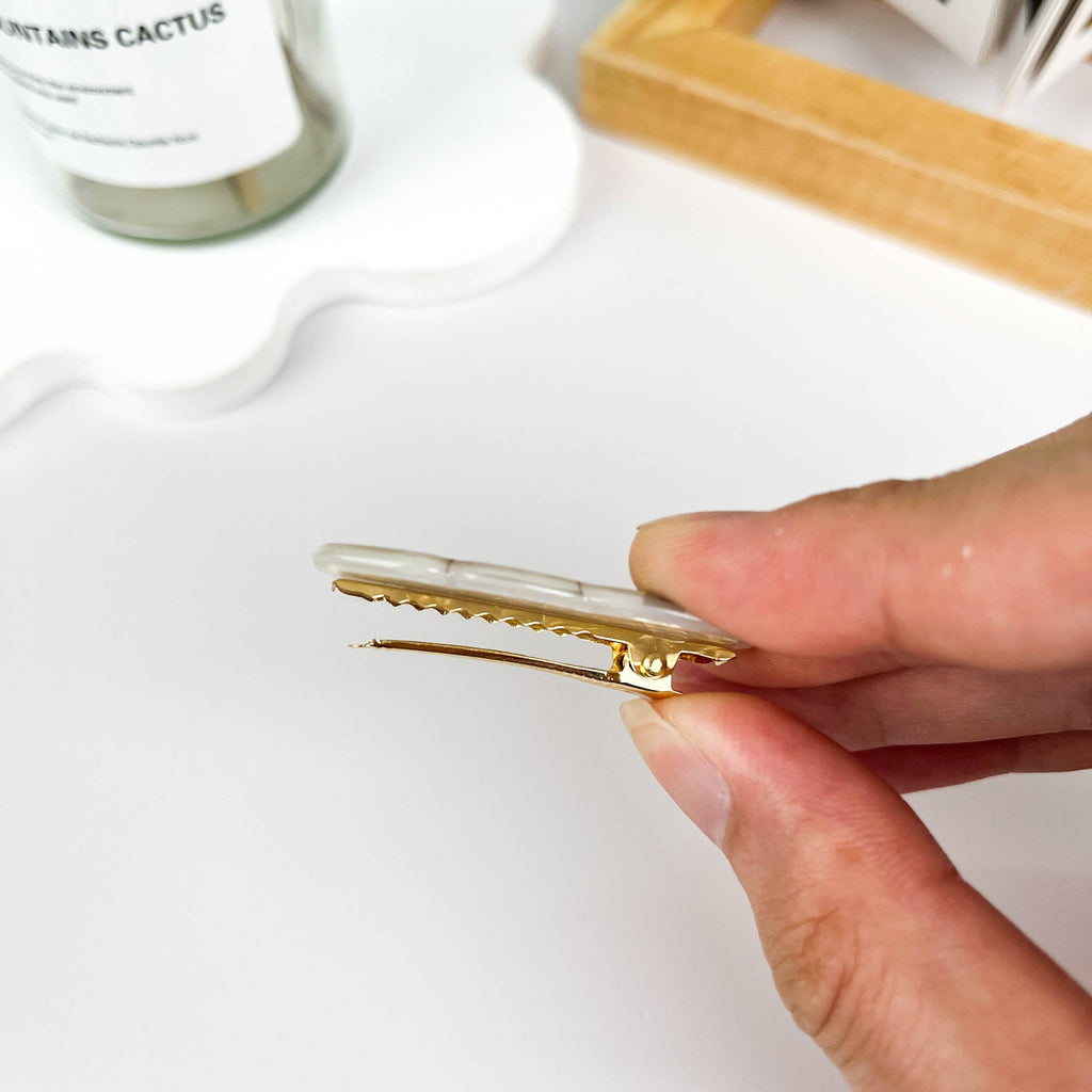 Regal Beagle Hair Clip