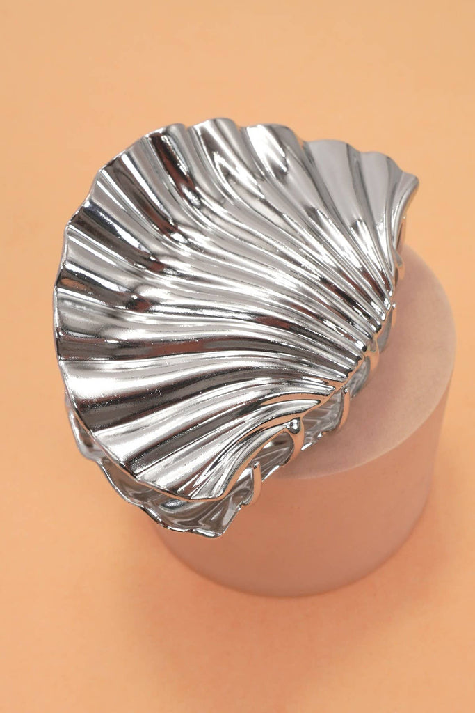 Gold Shell Hair Claw