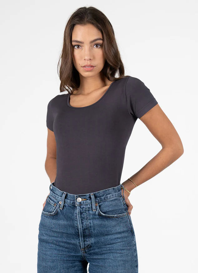 Bamboo Scoop Neck Tee: Lead