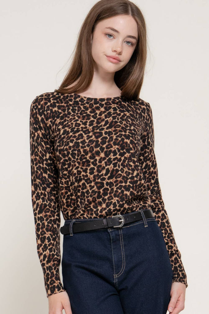 Crew Neck Leopard Print Sweater