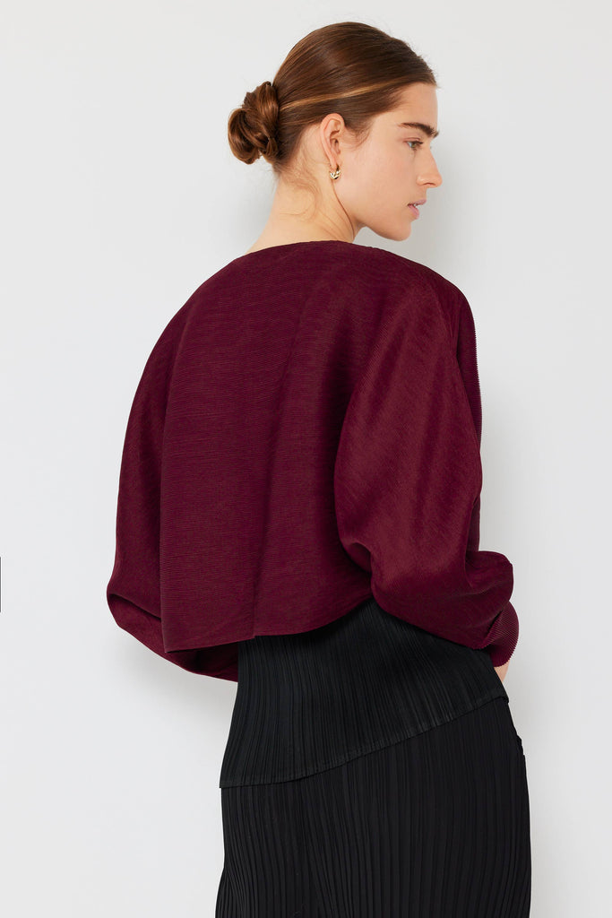 Rib Pleated Bolero: Burgundy