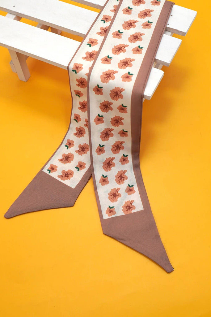 Silky Twilly Necklace: Mocha Lilies