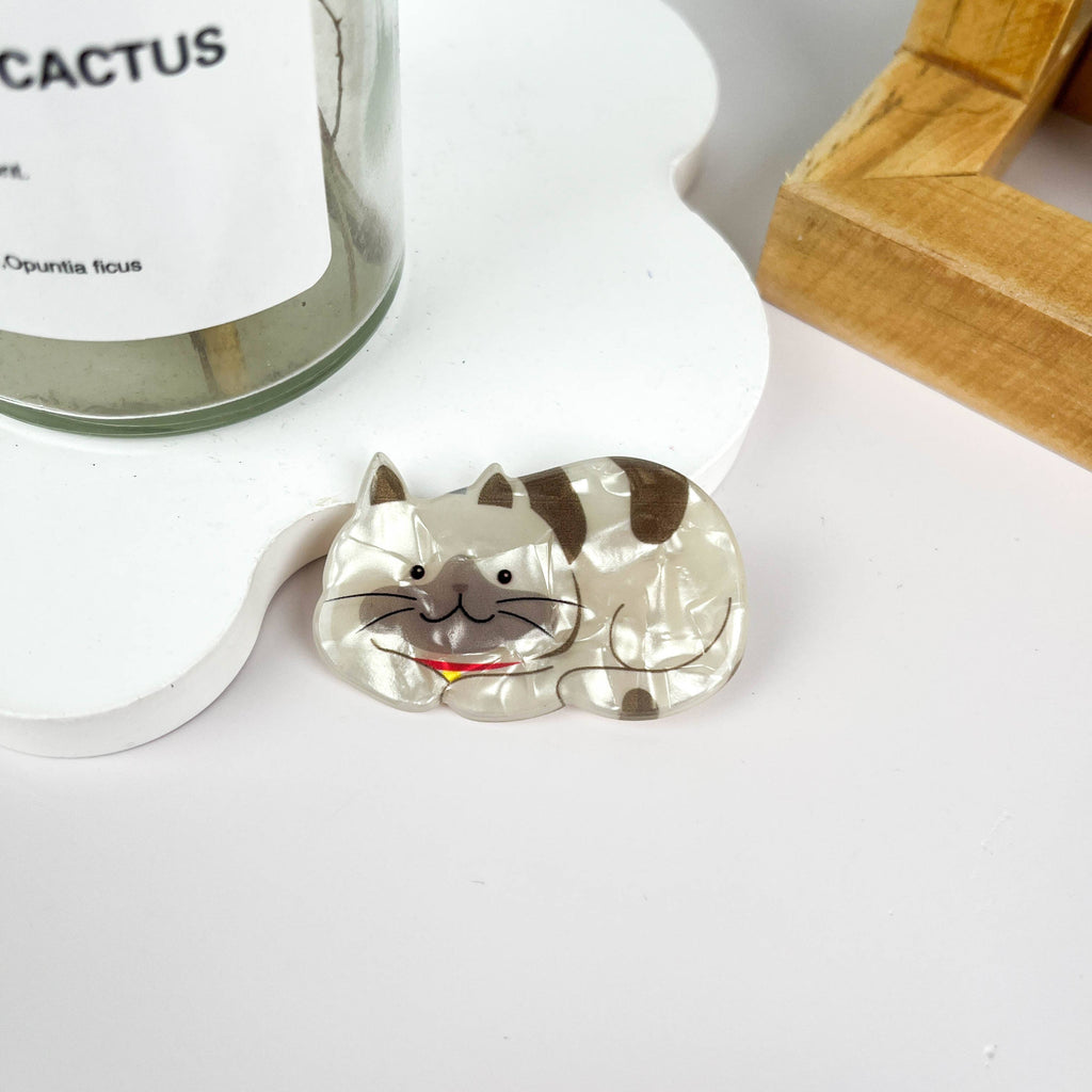 Regal Beagle Hair Clip