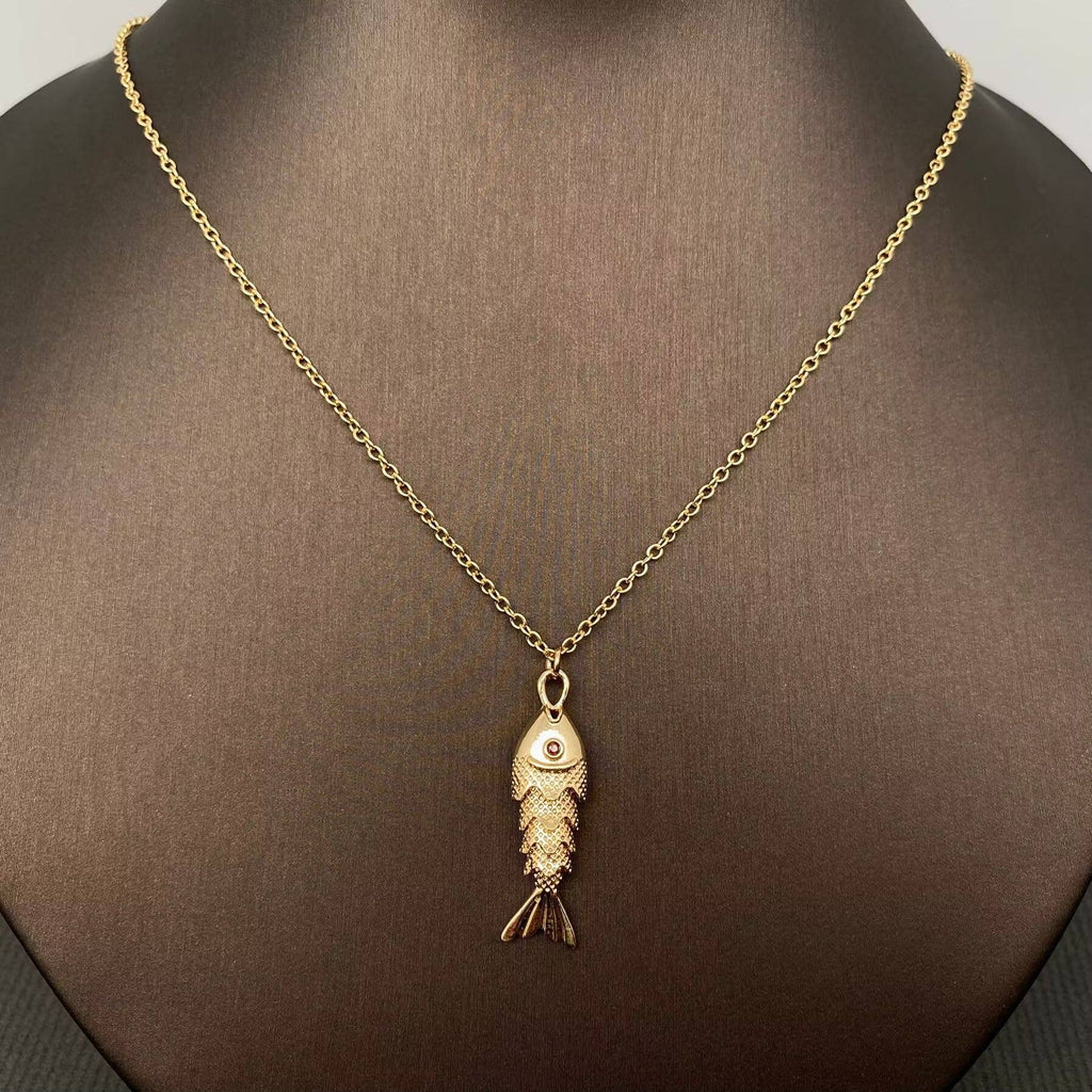 Swinging Tail Fish Charm Necklace