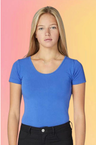 Bamboo Scoop Neck Tee: Cayenne