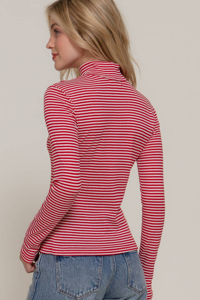 Retro Ribbed Striped Turtleneck: Red