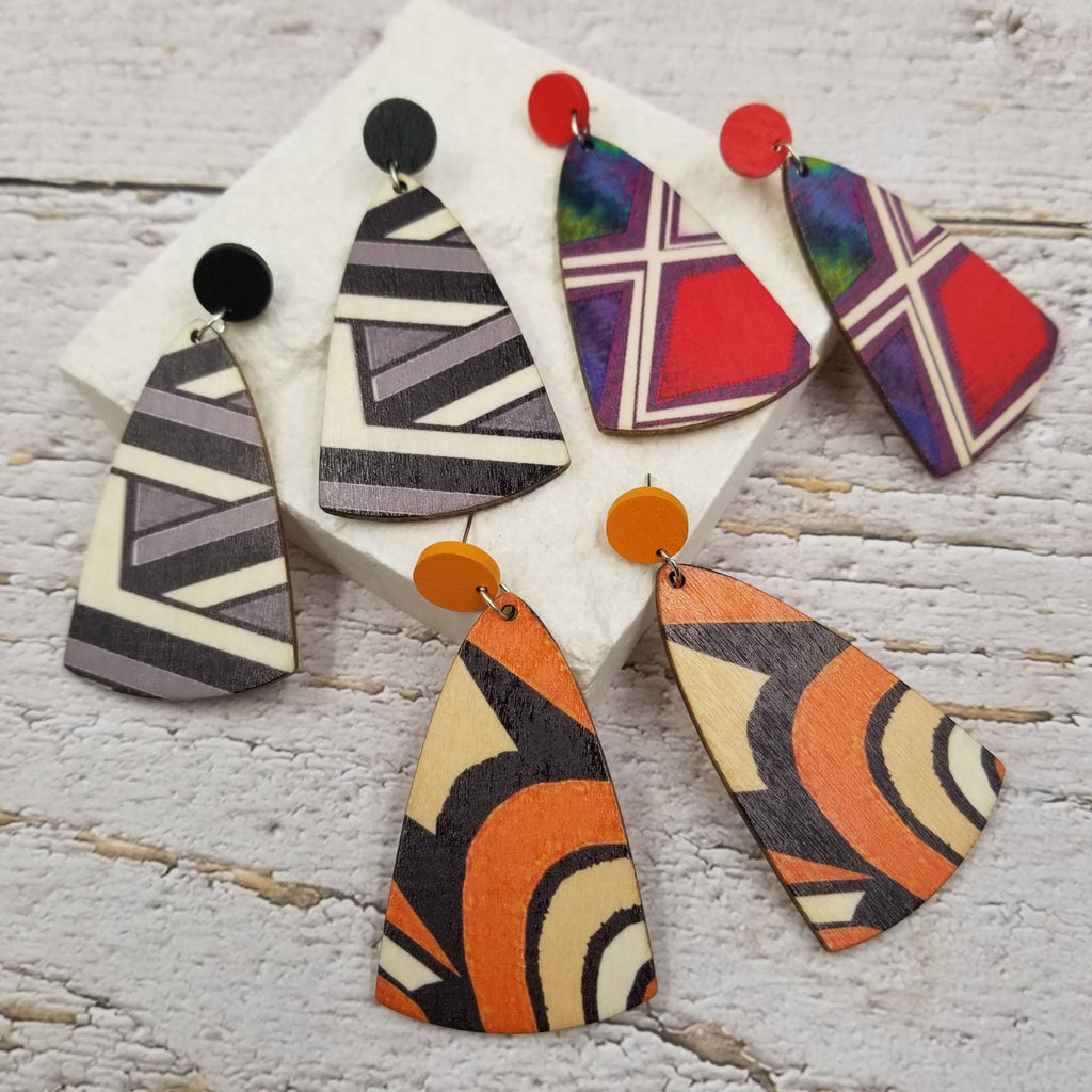 Geometric Wood Earrings: Black