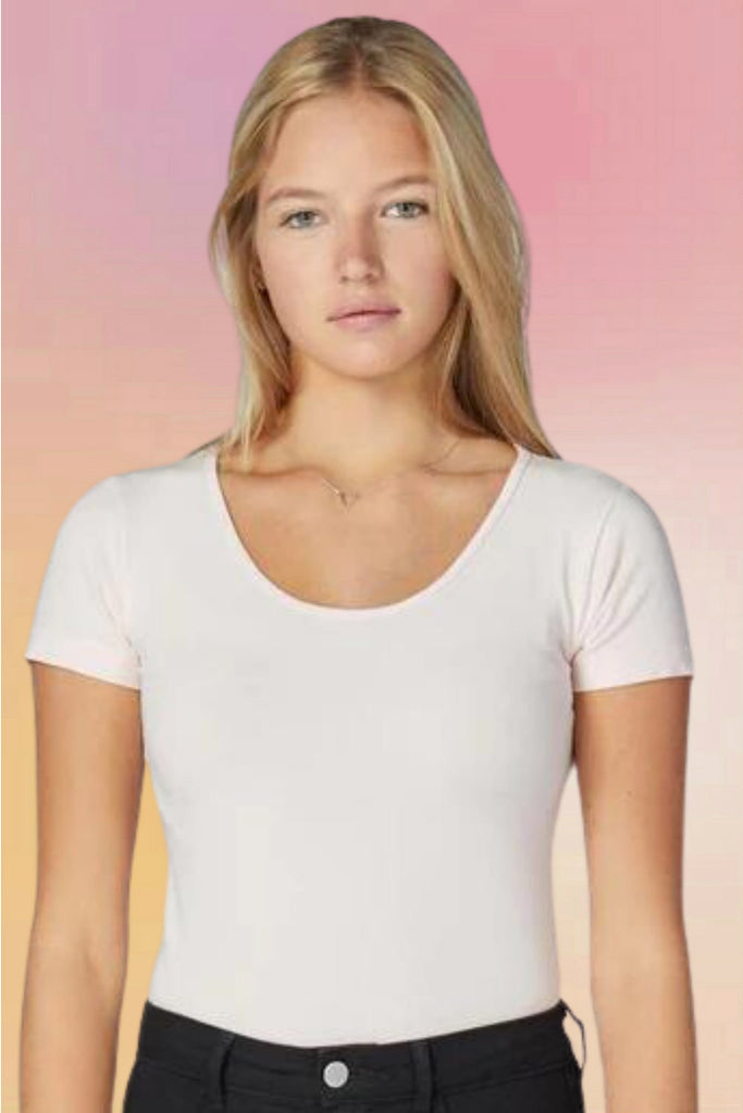 Bamboo Scoop Neck Tee: Pearl