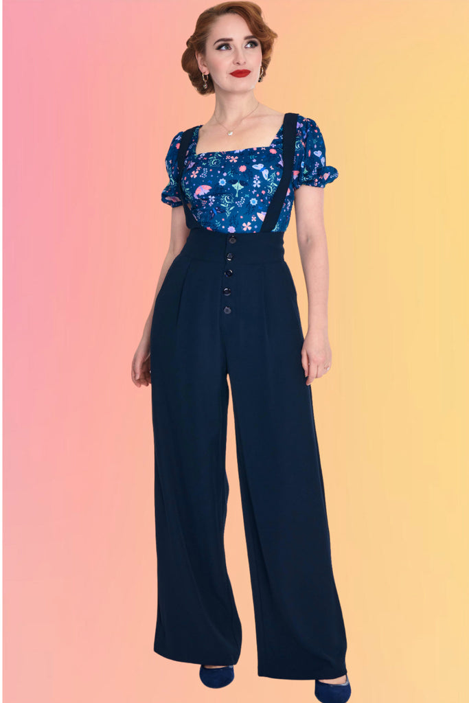 Hi-Waisted Suspender Pants