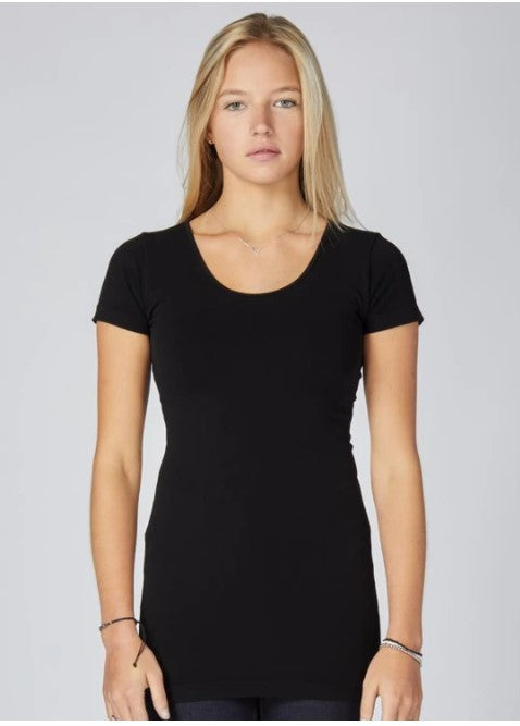 Bamboo Scoop Neck Tee: Black