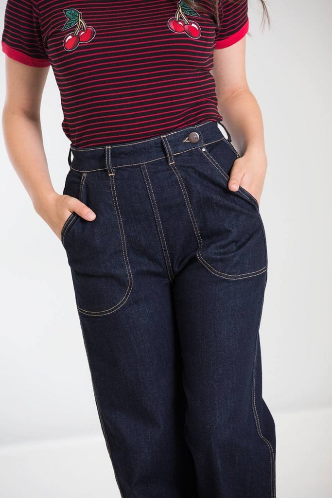 Our Favourite Hi-Waisted Jeans