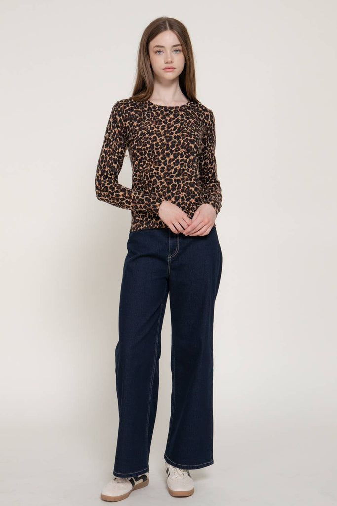 Crew Neck Leopard Print Sweater