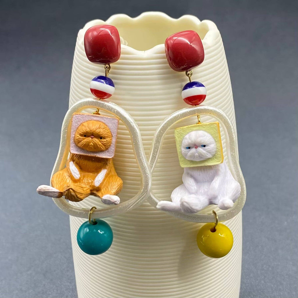 Bruch Cat Earrings