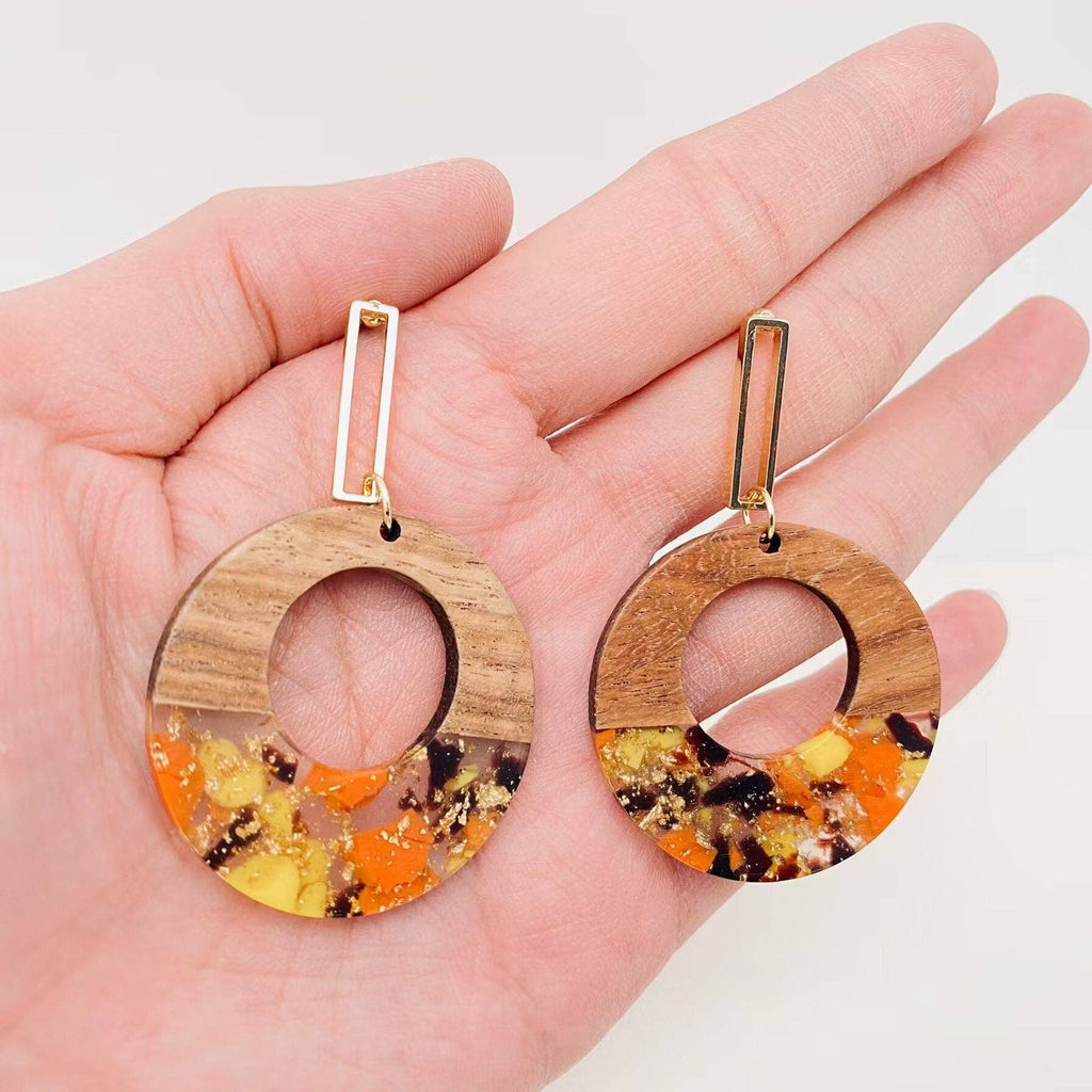 Wooden and Resin Earrings: Jupiter