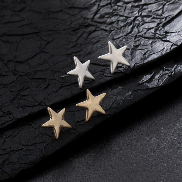 Star Stud Earrings: Gold