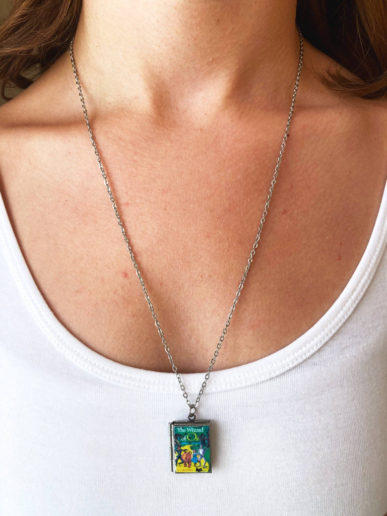 Book Locket Necklace - The Wizard of Oz: Stainless Steel