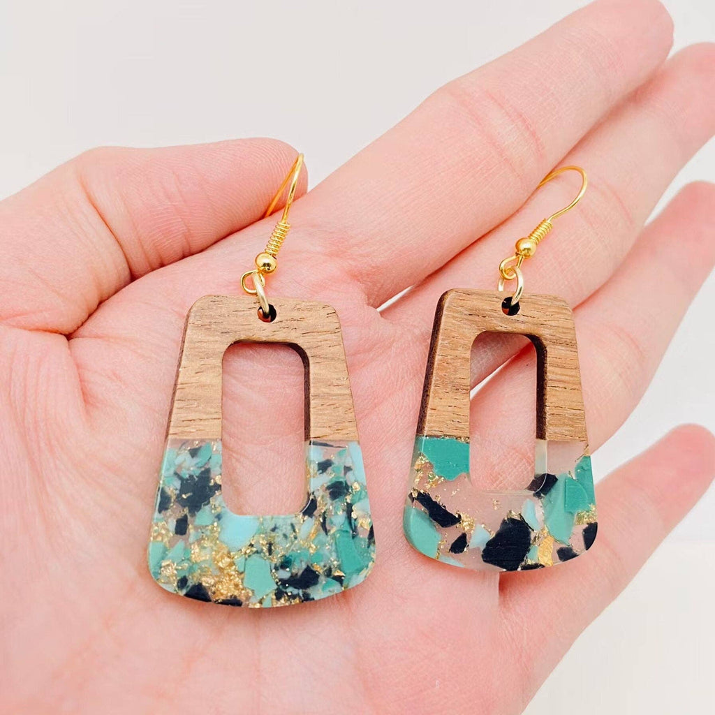 Wooden and Resin Earrings: Jupiter