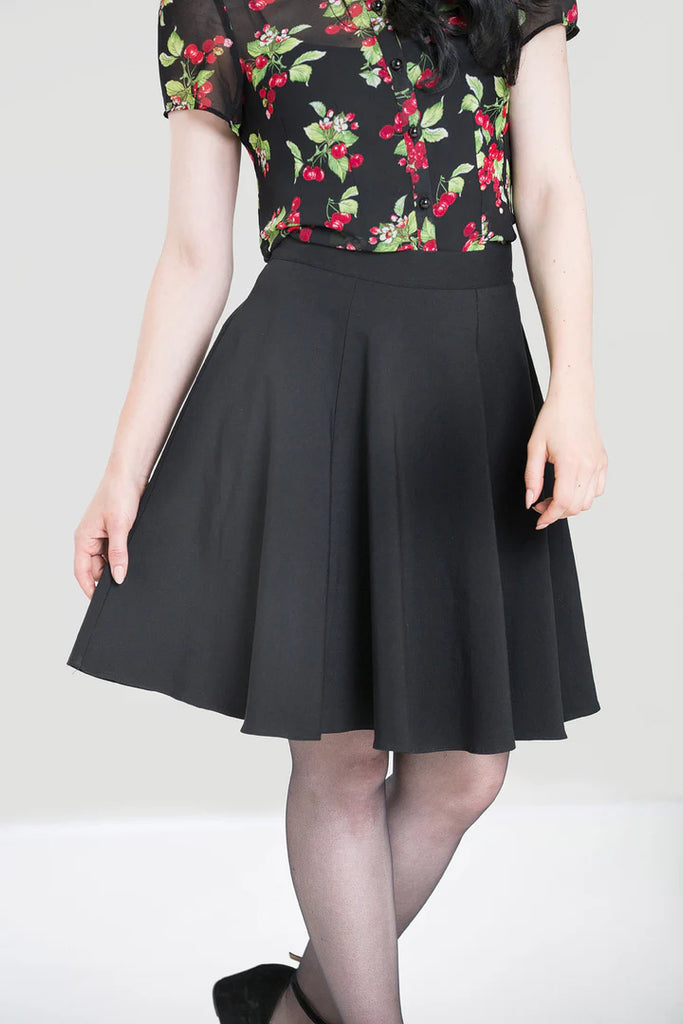 Shorter Swing Skirt: Black