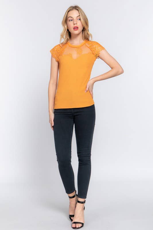 Lace Ruffle Cap Sleeve Knit Top: Golden
