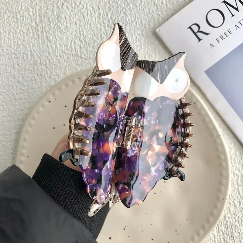 Large Owl Hair Claw