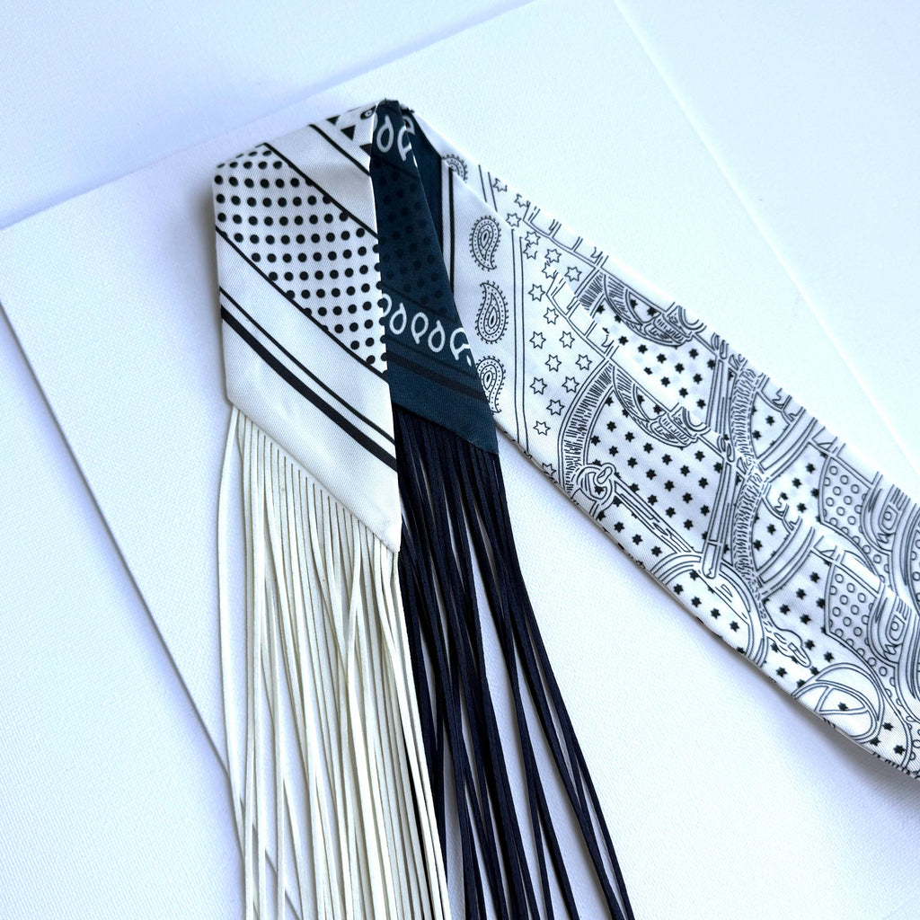 Fringe Scarf Horsebit Navy White