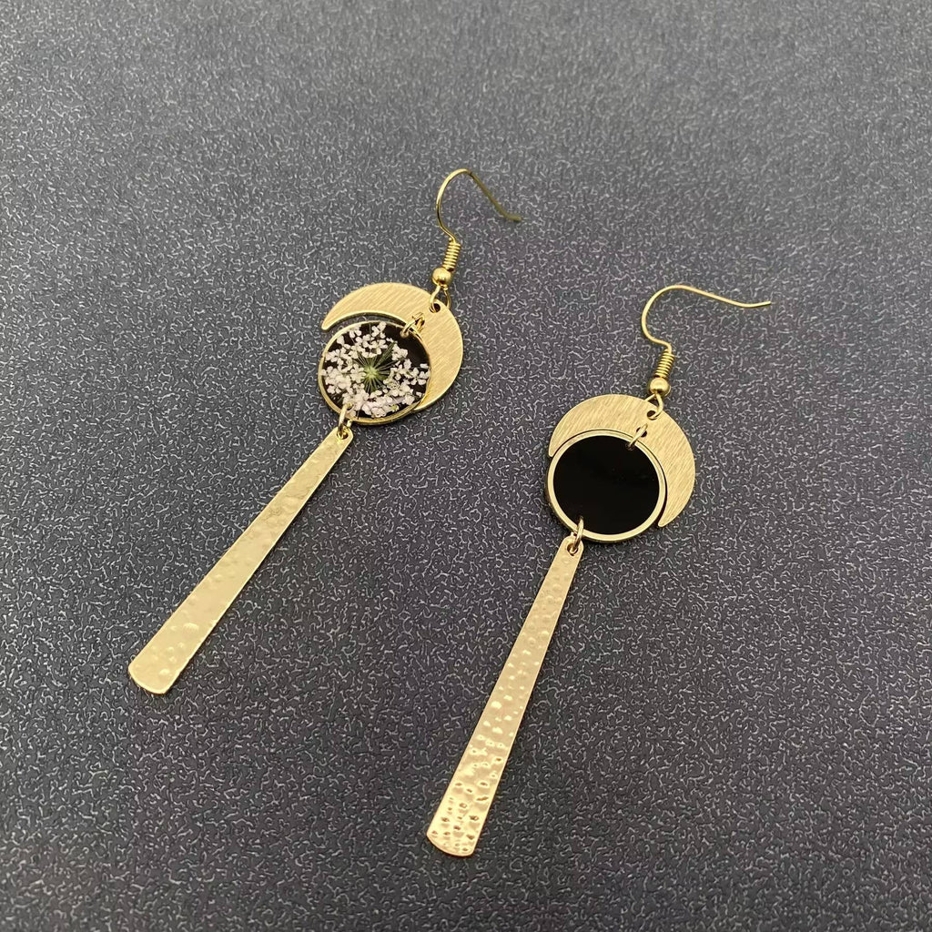Queen Anne's Lace Flowers Earrings