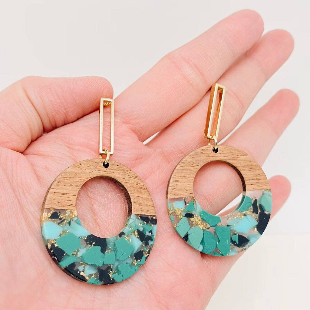 Wooden and Resin Earrings: Jupiter