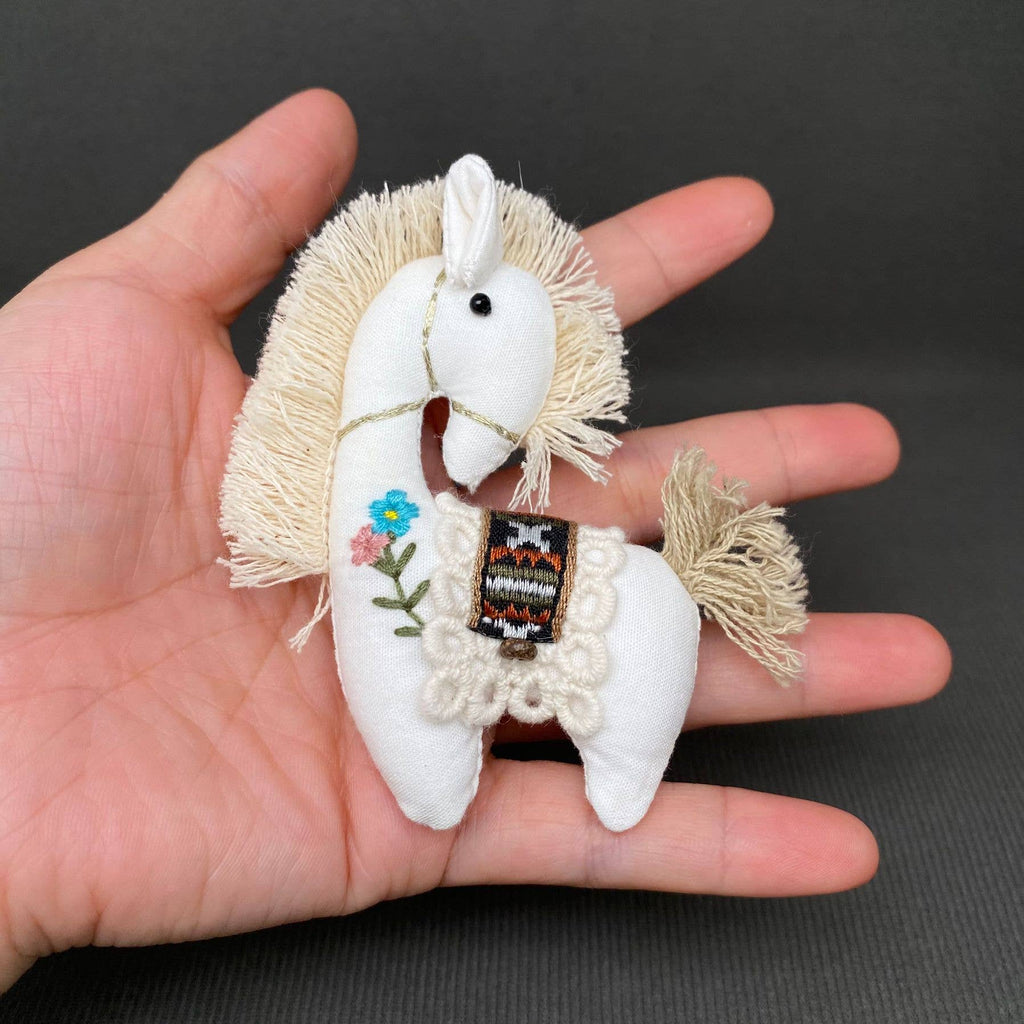 Brown Linen Horse Brooch