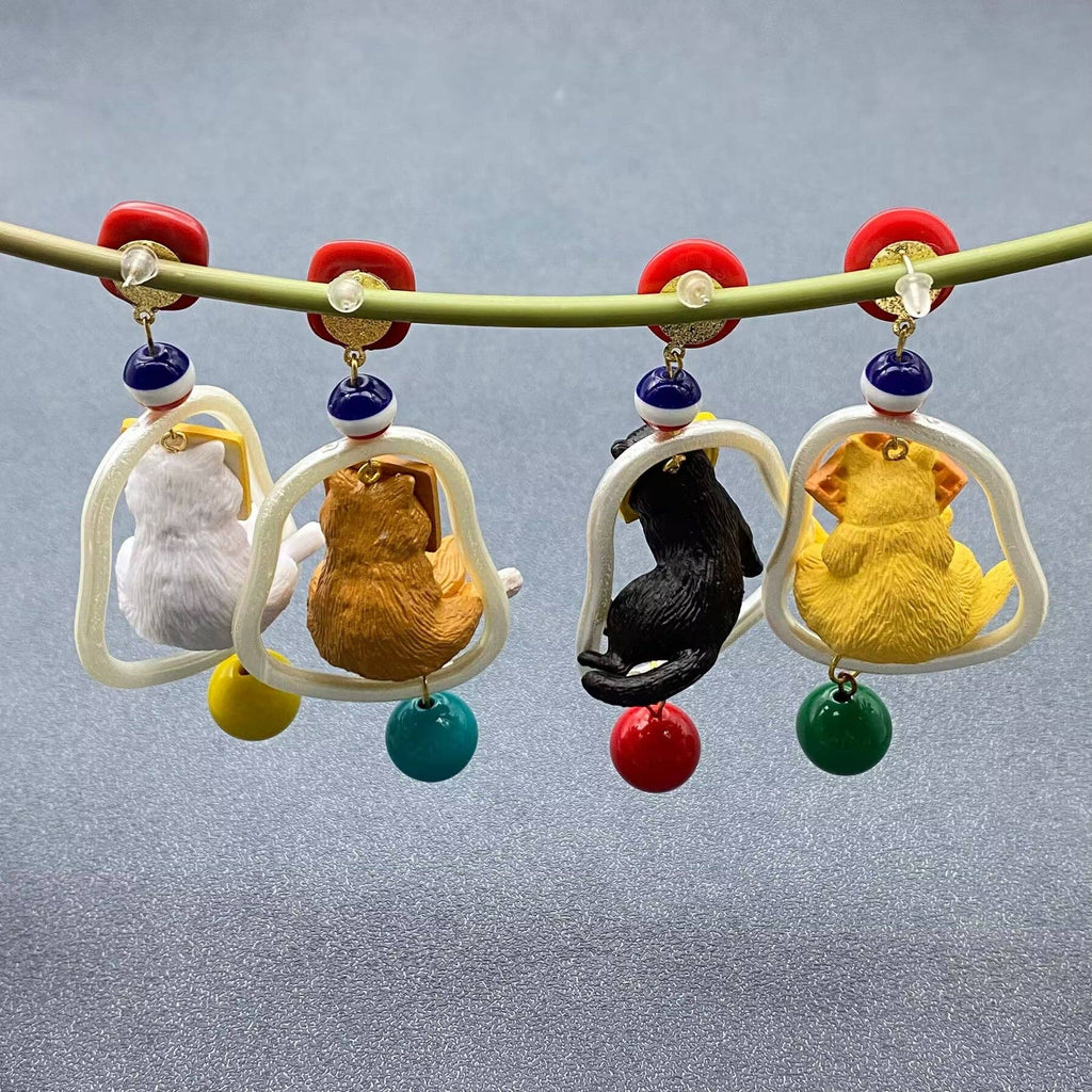 Bruch Cat Earrings