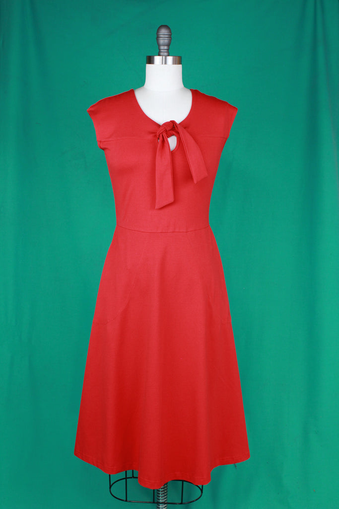 Knot Your Average Dress: Red