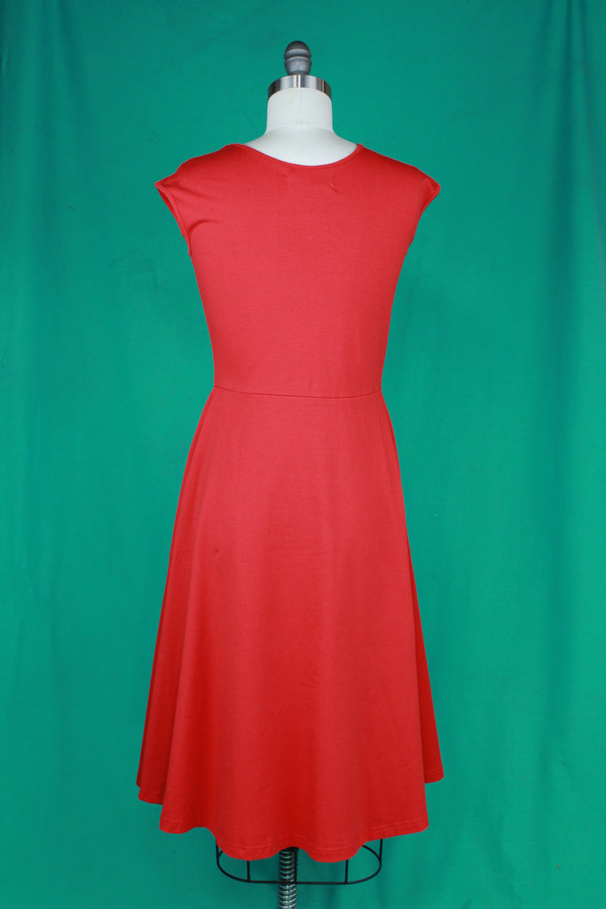 Knot Your Average Dress: Red
