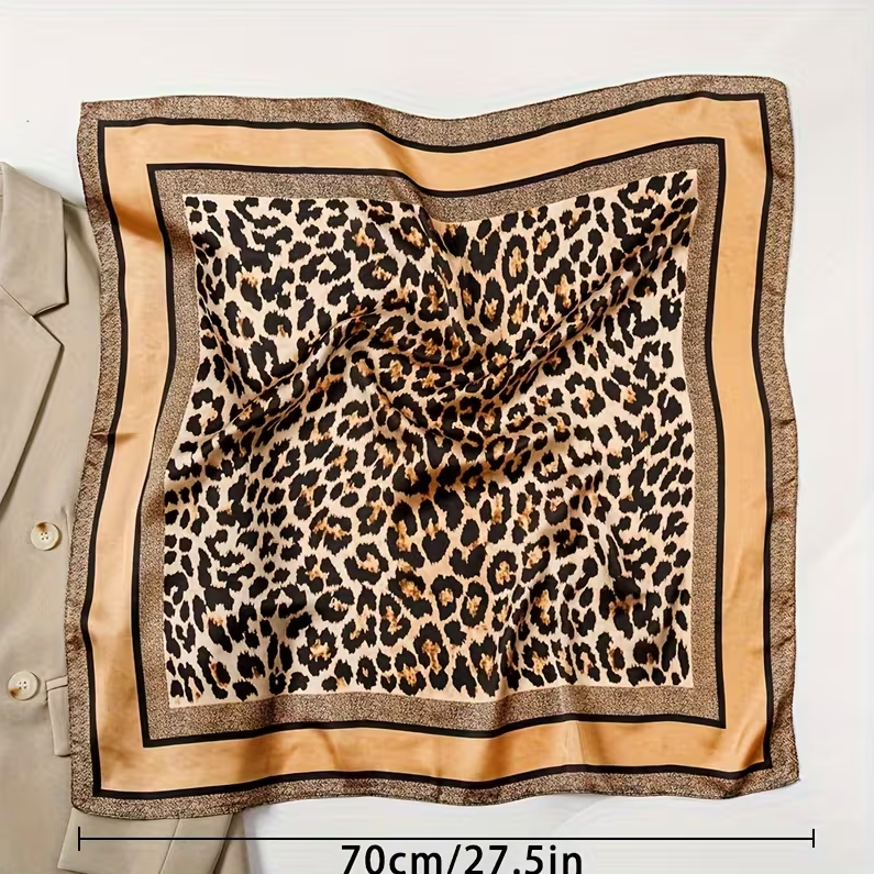 Haute leopard Scarf