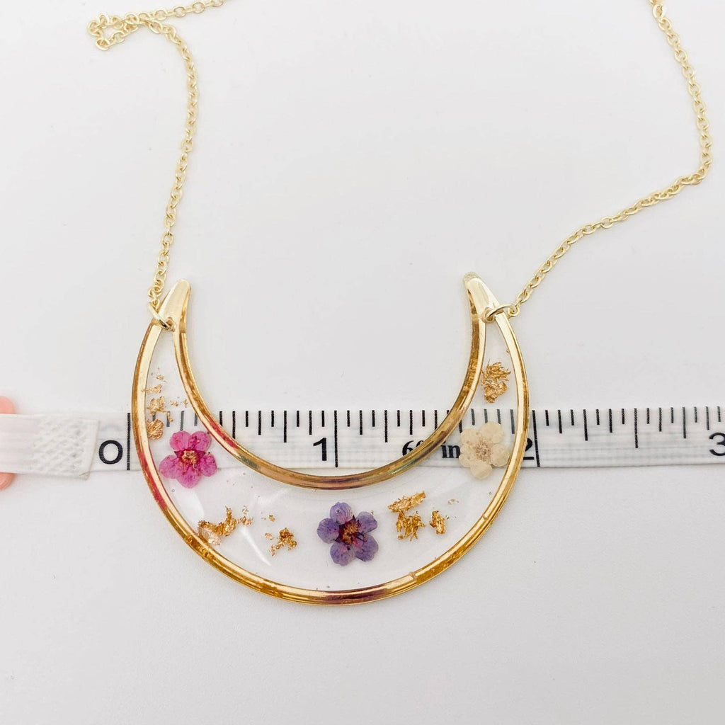 Narcissus Pressed Dried Flower moon Necklace
