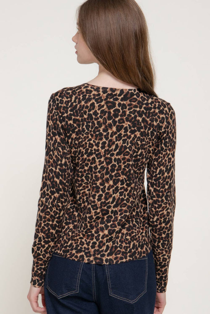 Crew Neck Leopard Print Sweater
