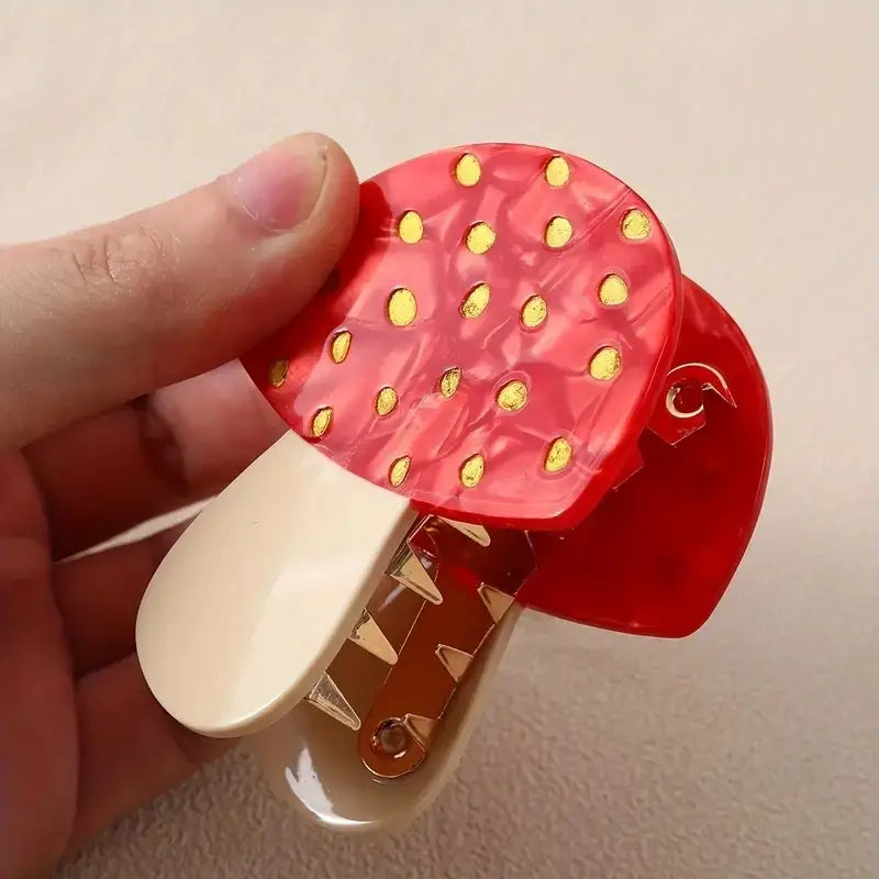 Mushroom Hair Claw