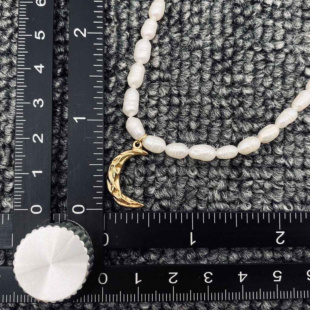 Freshwater Pearl Moon Necklace