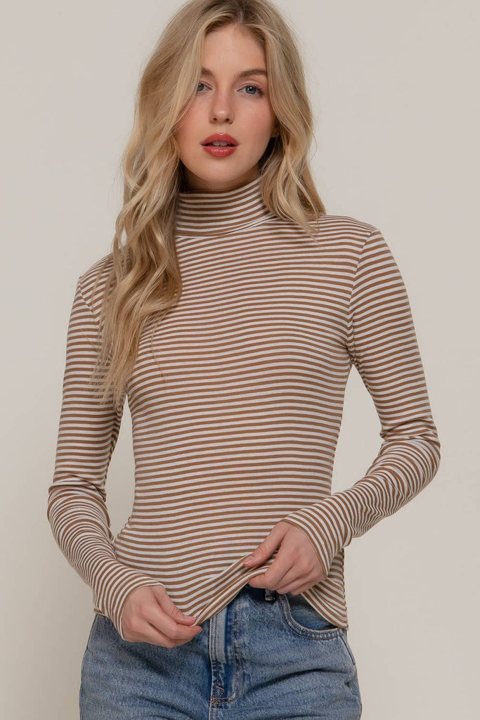Retro Ribbed Striped Turtleneck: Khaki