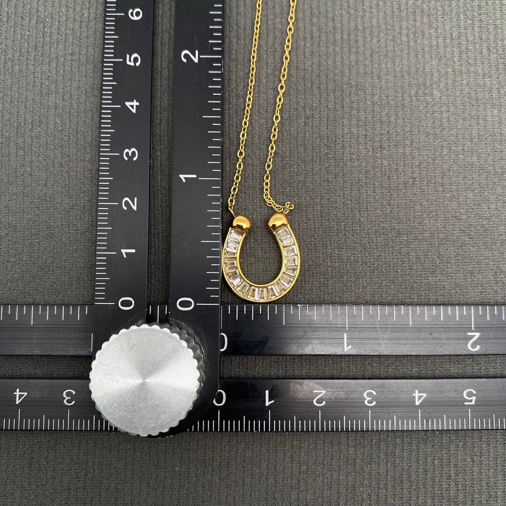 Horseshoe 18K Gold Platet Necklace