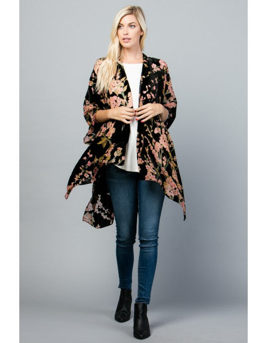 Sakura Stevie Velvet Kimono
