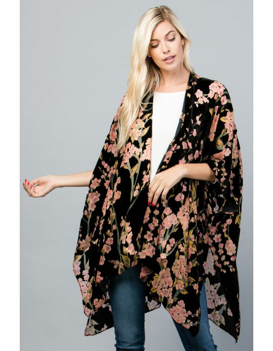 Sakura Stevie Velvet Kimono