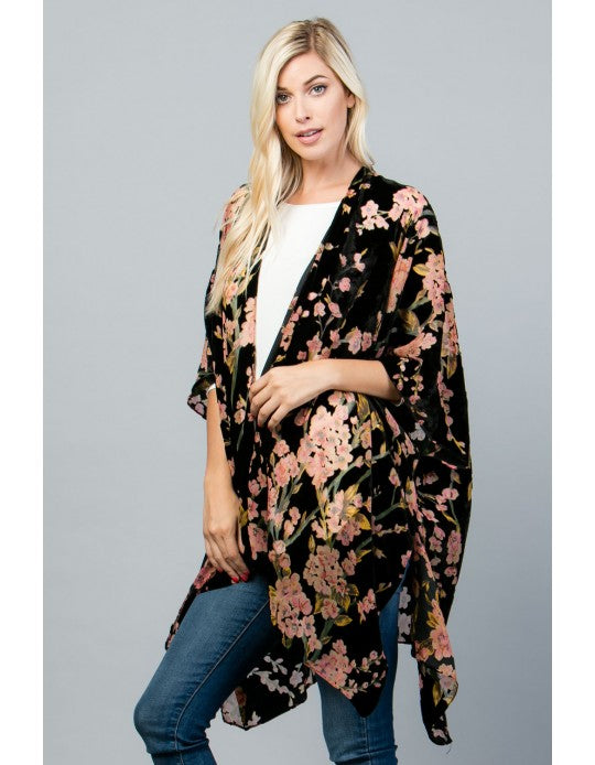Sakura Stevie Velvet Kimono