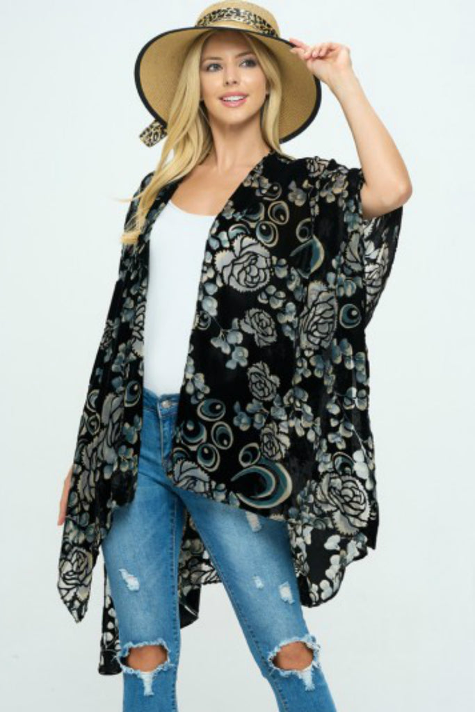 Raven Roses Velvet Kimono